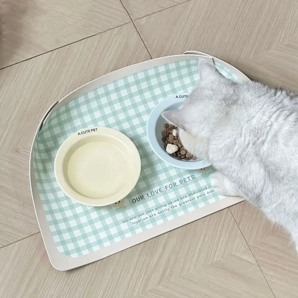 PU Leather Pet Anti Spill Placemat Oil Resistant Waterproof Dog Food Pad Anti Slip Folding Pet Feeding Mat Drinking Feeding